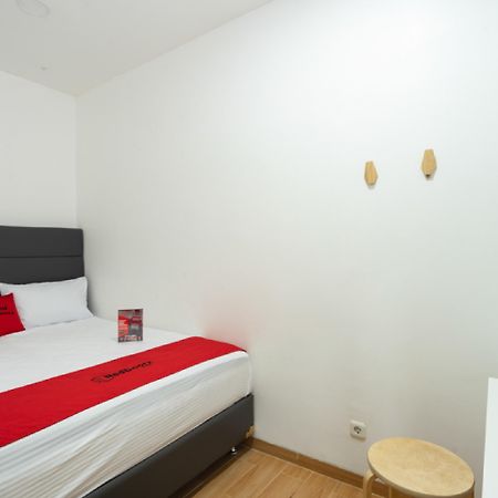 Reddoorz Plus @ Danau Sunter Utara Τζακάρτα Εξωτερικό φωτογραφία